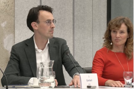 RT gesprek.jpg