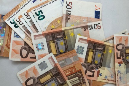 50 euro biljetten chiara-daneluzzi-GtQK4TraPV0-unsplash.jpg