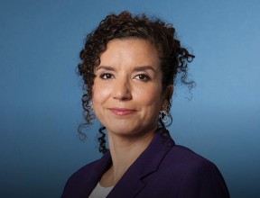 Staatssecretaris Nora Achabar