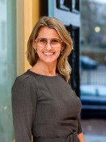 Schuldhulpverlener Eveline Fonk-Kramer van Buurtteam Amsterdam-West