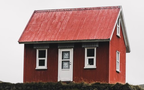 Huis Unsplash Luke Stackpoole.jpg